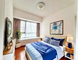 Waterfront Waves (D16), Condominium #453082471